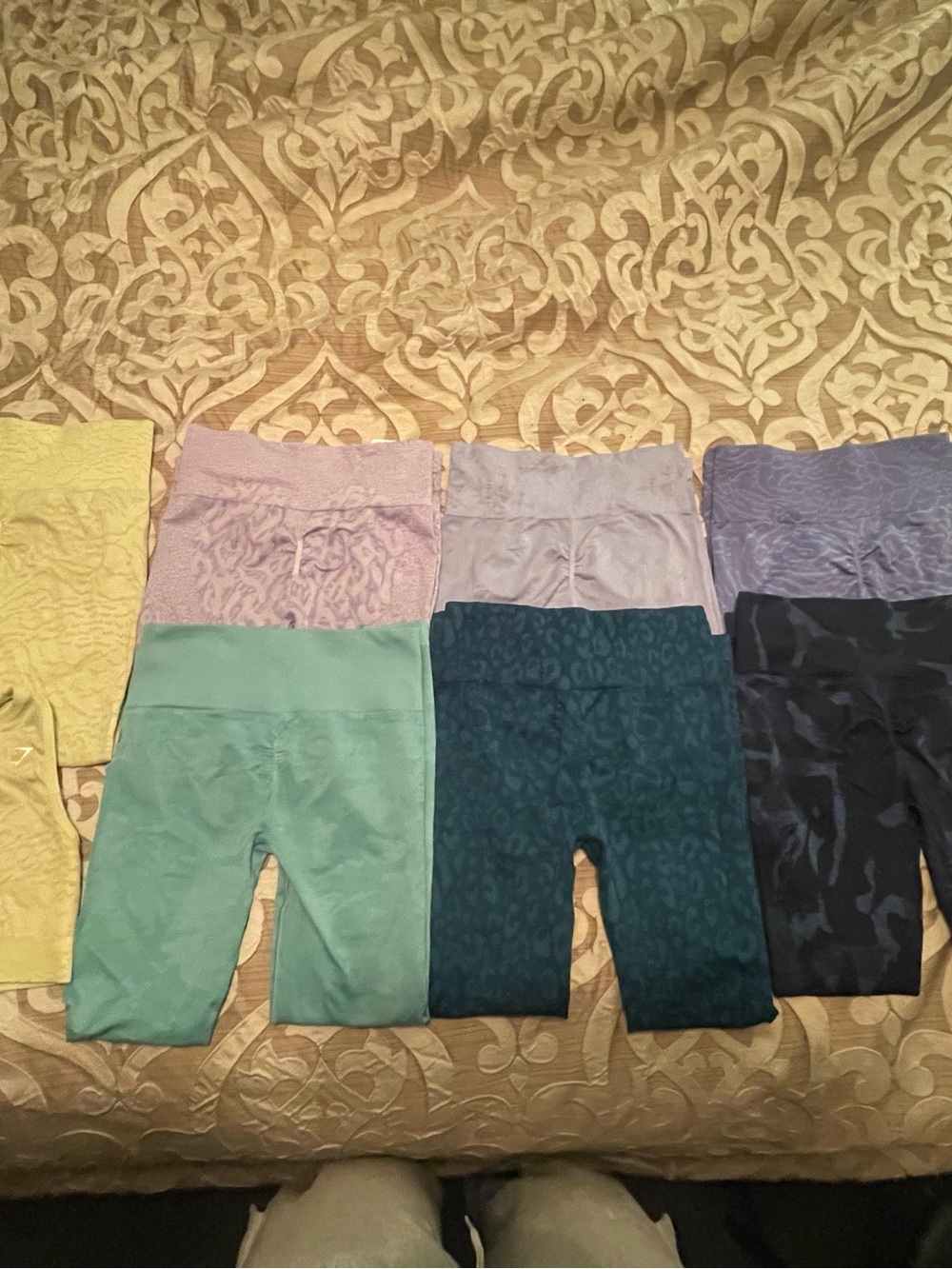 Gymshark Capri Leggings Pack - Yellow, Lilac, Mint, Teal, Navy, Black